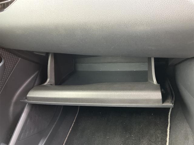 C-HR S GRスポーツ ドライブレコーダー ETC 全周囲カメラ オートクルーズコントロール 衝突被害軽減システム ナビ TV オートマチックハイビーム オートライト LEDヘッドランプ アルミホイール スマートキー(53枚目)