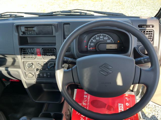 キャリイトラック ＫＣエアコン・パワステ農繁仕様　パートタイム４ＷＤ　５ＭＴ　農繁仕様　スズキセーフティサポート　衝突被害軽減システム　パワーウインドウ　キーレスエントリー　オートライト　強化リアサスペンション　ＬＥＤ荷台作業灯　アイドリングストップ（15枚目）