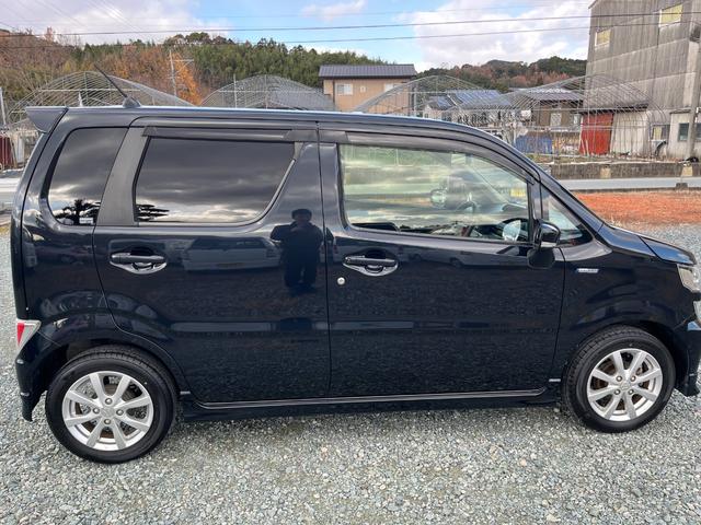 ワゴンＲ ハイブリッドＦＺ　セーフティパッケージ　衝突被害軽減システム　アイドリングストップ　ヘッドアップディスプレイ　カーナビ　ＣＤ／ＤＶＤ　ＬＥＤヘッドライト　オートライト　シートヒーター　スマートキー　１４インチアルミ（9枚目）