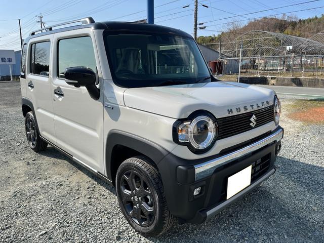 ハスラー タフワイルド　届出済未使用車　メーカー純正９型ナビ　全方位モニター　スズキコネクト　フルセグＴＶ　スマホ連携　衝突被害軽減装置　クルコン　ＬＥＤヘッドライト　ＬＥＤフォグ　本革ハンドル　シートヒーター　ルーフレール（10枚目）