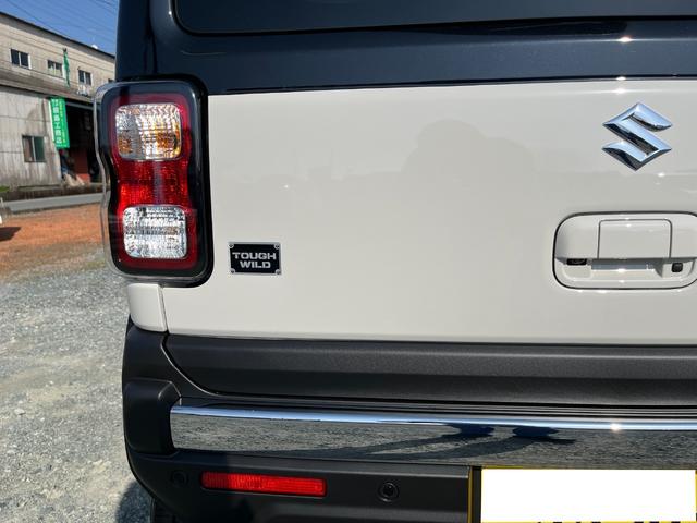 ハスラー タフワイルド　届出済未使用車　メーカー純正９型ナビ　全方位モニター　スズキコネクト　フルセグＴＶ　スマホ連携　衝突被害軽減装置　クルコン　ＬＥＤヘッドライト　ＬＥＤフォグ　本革ハンドル　シートヒーター　ルーフレール（17枚目）
