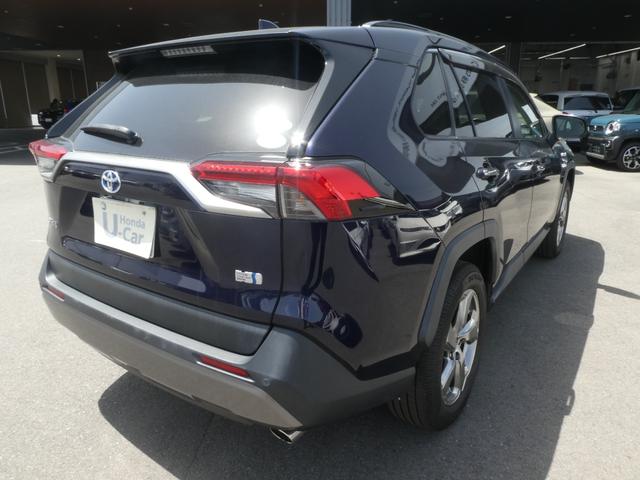 ＲＡＶ４ ハイブリッドＧ　純正ナビ＆ＤＶＤ再生＆フルセグＴＶ＆Ｂｌｕｅｔｏｏｔｈ＆Ｂカメラ＆ＥＴＣ＆シートヒーター＆ハンドルヒーター＆パワーバックドア＆メモリーシート　バックカメラ付き　スマートキ－　黒革シート　ＥＳＣ　ＡＢＳ（7枚目）