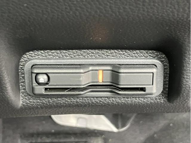 ヴェゼル ｅ：ＨＥＶＸ・ＨｕＮＴパッケージ　ＶＸＵ２４５ＶＺｉナビ＆バックカメラ＆サイドカーテンエアバッグ＆純正前後３カメラドライブレコーダー＆Ｂｌｕｅｔｏｏｔｈ対応＆ＥＴＣ２．０　サイドエアバック　イモビ　ＶＳＡ　キーフリー　Ｃソナー　ＡＢＳ（22枚目）