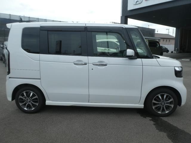 Ｎ－ＢＯＸカスタム ベースグレード　純正８インチナビ＆フルセグＴＶ＆Ｂｌｕｅｔｏｏｔｈ＆ドラレコ３カメ＆Ｂカメラ＆ＥＴＣ　ＣＭＢＳ　Ｄレコ　ベンチシート　オートエアコン　スマートキ　ＬＥＤ　クルコン　バックカメラ　パワーステアリング（5枚目）