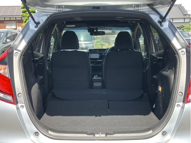 フィットハイブリッド Ｓホンダセンシング　ＶＸＭ１９４ＶＦＩナビ＆フルセグ＆ＤＶＤ再生＆Ｂｌｕｅｔｏｏｔｈ＆ＥＴＣ＆ＬＥＤヘッドライト＆クルーズコントロール＆カーテンエアバック　スマ－トキ－　ナビＴＶ　アクティブクルーズコントロール　ＡＢＳ（15枚目）