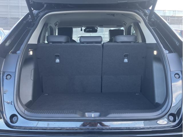 ヴェゼル ｅ：ＨＥＶＺ　レンタＵＰ＆純正ナビ＆フルセグＴＶ＆ＤＶＤ再生＆Ｂｌｕｅｔｏｏｔｈ＆前後ドラレコ＆Ｂカメラ＆ＥＴＣ　衝突回避支援ブレーキ機能　スマキ　Ｐトランク　フルオートエアコン　Ｄレコ　エアバッグ　両席エアバック（14枚目）