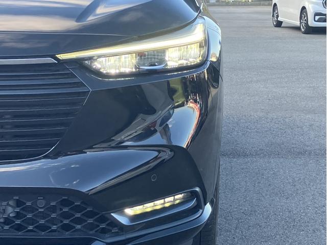 ヴェゼル ｅ：ＨＥＶＺ　レンタＵＰ＆純正ナビ＆フルセグＴＶ＆ＤＶＤ再生＆Ｂｌｕｅｔｏｏｔｈ＆前後ドラレコ＆Ｂカメラ＆ＥＴＣ　衝突回避支援ブレーキ機能　スマキ　Ｐトランク　フルオートエアコン　Ｄレコ　エアバッグ　両席エアバック（33枚目）