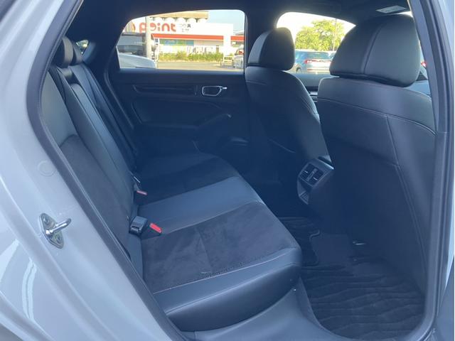 シビック ＲＳ　当社元デモカー＆Ｇｏｏｇｌｅ搭載９インチコネクトディスプレイ＆ＢＯＳＥプレミアムサウンドシステム＆Ｂｌｕｅｔｏｏｔｈ＆Ｂカメラ＆前後ドラレコ＆ワイヤレス充電＆ＥＴＣ　ＬＥＤヘッド　衝突被害軽減ブレーキ（12枚目）