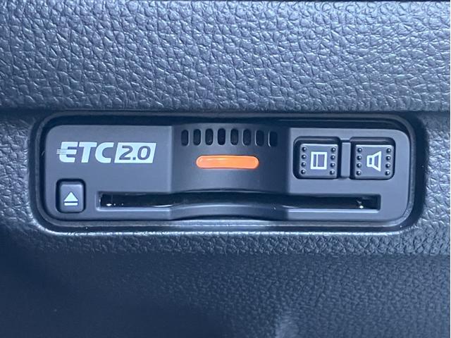 シビック ＲＳ　当社元デモカー＆Ｇｏｏｇｌｅ搭載９インチコネクトディスプレイ＆ＢＯＳＥプレミアムサウンドシステム＆Ｂｌｕｅｔｏｏｔｈ＆Ｂカメラ＆前後ドラレコ＆ワイヤレス充電＆ＥＴＣ　ＬＥＤヘッド　衝突被害軽減ブレーキ（26枚目）