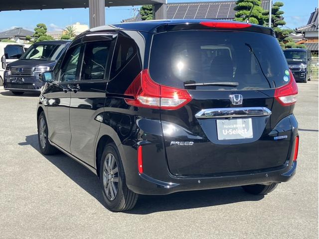 フリードハイブリッド ハイブリッド・Ｇホンダセンシング　純正ナビ＆Ｂｌｕｅｔｏｏｔｈ＆Ｂカメラ＆ＥＴＣ＆前後ドラレコ　軽減ブレーキ　キーフリーシステム　サイドカーテンエアバック　ＥＣＯＮ　後カメラ　Ａクルーズ　ＬＥＤヘッドランプ　横滑防止　ドライブレコーダ（8枚目）
