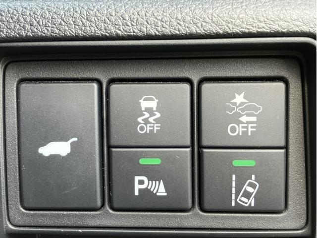 オデッセイ アブソルート・EX VXU217DYiナビ&VM185ENフリップダウンモニター&アラウンドビューモニター&サイドカーテンエアバック&純正フロントドライブレコーダー&Bluetooth対応&ワンオーナー シ-トヒ-タ-(26枚目)