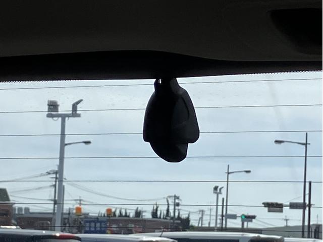 オデッセイ アブソルート・EX VXU217DYiナビ&VM185ENフリップダウンモニター&アラウンドビューモニター&サイドカーテンエアバック&純正フロントドライブレコーダー&Bluetooth対応&ワンオーナー シ-トヒ-タ-(32枚目)