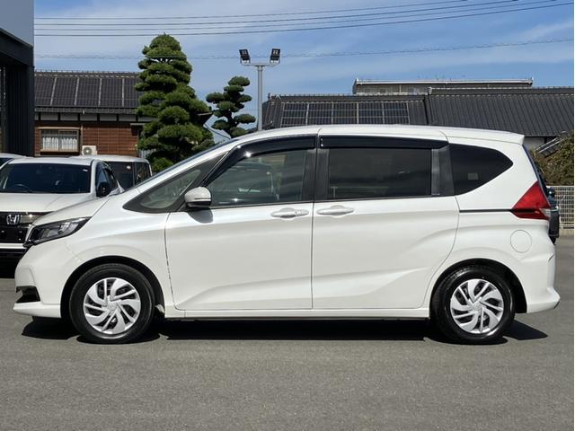 フリード＋ Ｇ・ホンダセンシング　ＶＸＭ２１４ＶＦｉナビ＆バックカメラ＆両側パワースライドドア＆シートヒーター＆フルセグ＆Ｂｌｕｅｔｏｏｔｈ対応＆ワンオーナー　プリクラッシュ　Ｂモニター　両側オートスライドドア　パワーウインド　ＰＳ（6枚目）