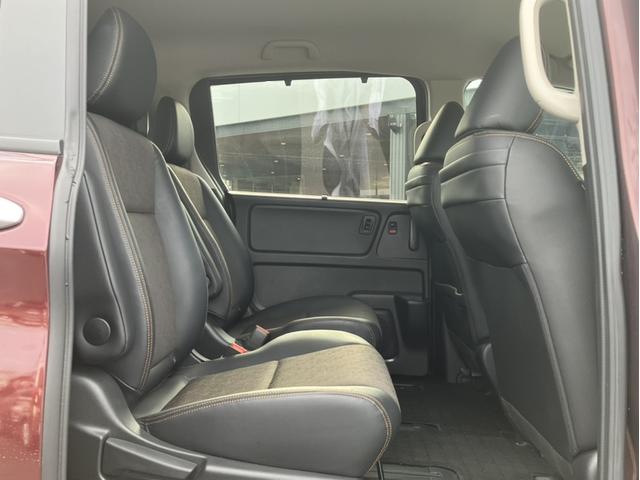 フリード クロスター レンタUP&VXM247VFNiナビ&純正フロントドライブレコーダー&Bluetooth対応&両側パワースライドドア&シートヒーター USB バックカメラ LEDヘッドライト 両側電動ドア VSA(12枚目)