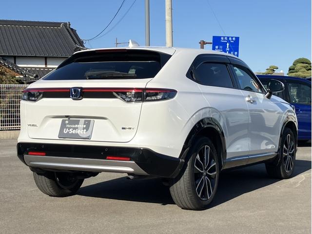 ヴェゼル ｅ：ＨＥＶＺ　ＶＸＵ２２５ＶＺｉナビ＆純正前後ドレレコ＆ブラインドスポットモニター＆Ｂｌｕｅｔｏｏｔｈ対応＆ミュージックサーバー＆シートヒーター＆ＥＴＣ２．０　衝突回避支援ブレーキ機能　１オナ　スマキ　Ｄレコ（7枚目）