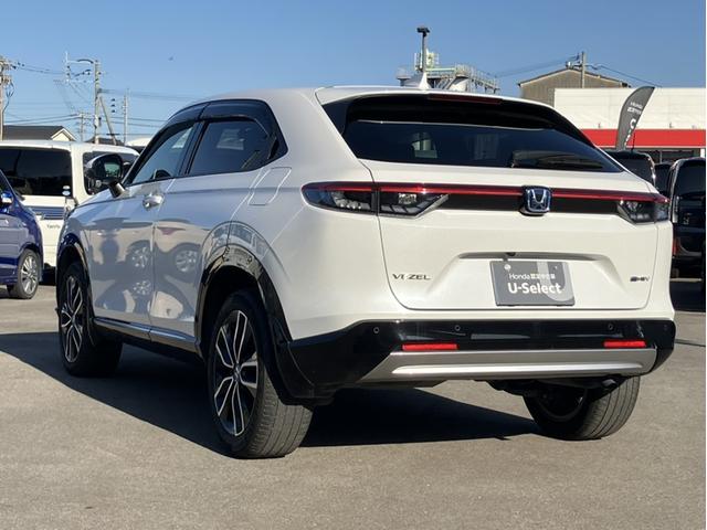 ヴェゼル ｅ：ＨＥＶＺ　ＶＸＵ２２５ＶＺｉナビ＆純正前後ドレレコ＆ブラインドスポットモニター＆Ｂｌｕｅｔｏｏｔｈ対応＆ミュージックサーバー＆シートヒーター＆ＥＴＣ２．０　衝突回避支援ブレーキ機能　１オナ　スマキ　Ｄレコ（8枚目）