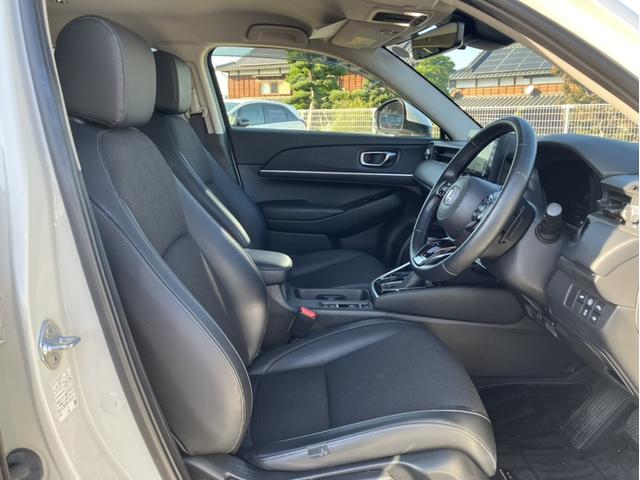 ヴェゼル ｅ：ＨＥＶＺ　ＶＸＵ２２５ＶＺｉナビ＆純正前後ドレレコ＆ブラインドスポットモニター＆Ｂｌｕｅｔｏｏｔｈ対応＆ミュージックサーバー＆シートヒーター＆ＥＴＣ２．０　衝突回避支援ブレーキ機能　１オナ　スマキ　Ｄレコ（10枚目）