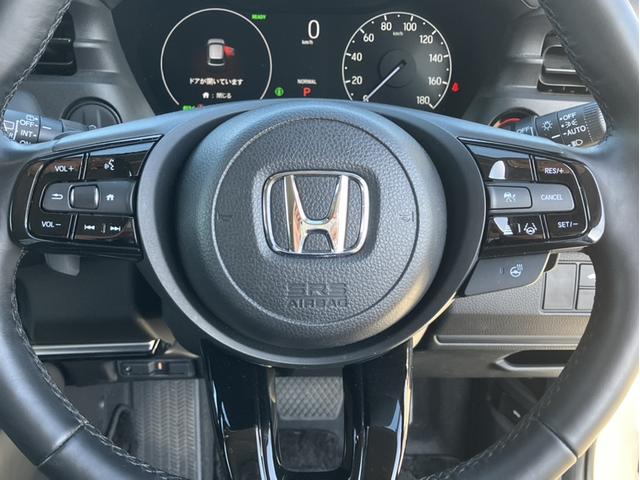 ヴェゼル ｅ：ＨＥＶＺ　ＶＸＵ２２５ＶＺｉナビ＆純正前後ドレレコ＆ブラインドスポットモニター＆Ｂｌｕｅｔｏｏｔｈ対応＆ミュージックサーバー＆シートヒーター＆ＥＴＣ２．０　衝突回避支援ブレーキ機能　１オナ　スマキ　Ｄレコ（22枚目）