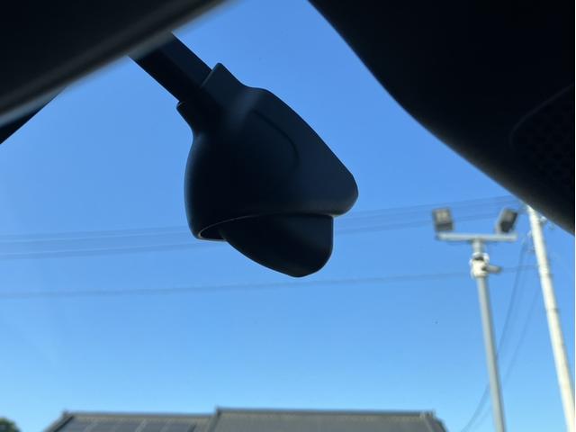 ヴェゼル ｅ：ＨＥＶＺ　ＶＸＵ２２５ＶＺｉナビ＆純正前後ドレレコ＆ブラインドスポットモニター＆Ｂｌｕｅｔｏｏｔｈ対応＆ミュージックサーバー＆シートヒーター＆ＥＴＣ２．０　衝突回避支援ブレーキ機能　１オナ　スマキ　Ｄレコ（30枚目）