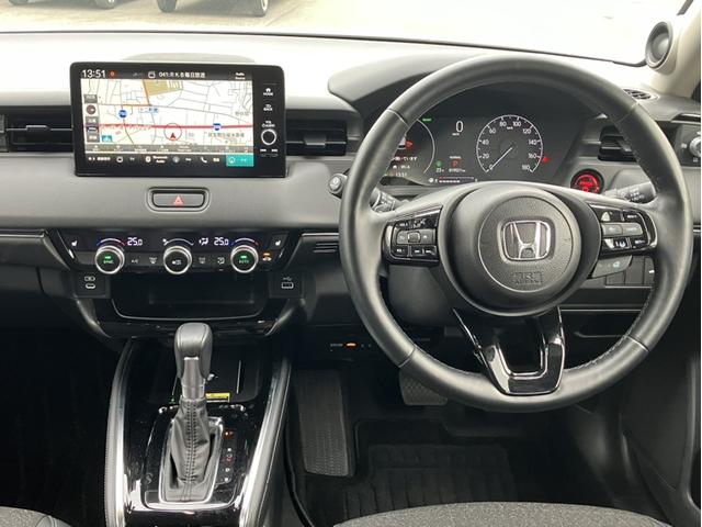 ヴェゼル ｅ：ＨＥＶＺ　当社元デモカー＆コネクトナビ＆純正フロントドラレコ＆アラウンドビューモニター＆ブラインドスポットモニター＆Ｂｌｕｅｔｏｏｔｈ対応＆ＥＴＣ２．０　衝突回避支援ブレーキ機能　パノラミックビューモニター（9枚目）