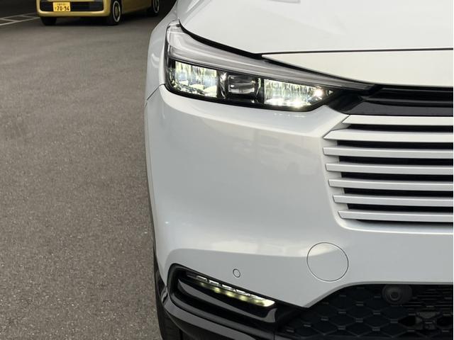 ヴェゼル ｅ：ＨＥＶＺ　当社元デモカー＆コネクトナビ＆純正フロントドラレコ＆アラウンドビューモニター＆ブラインドスポットモニター＆Ｂｌｕｅｔｏｏｔｈ対応＆ＥＴＣ２．０　衝突回避支援ブレーキ機能　パノラミックビューモニター（34枚目）