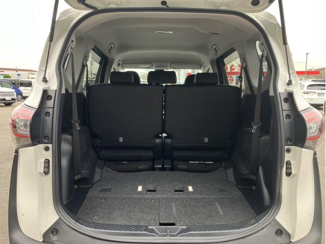 シエンタ ハイブリッドＧクエロ　社外ナビ＆バックカメラ＆クルーズコントロール＆衝突被害軽減ブレーキ＆Ｂｌｕｅｔｏｏｔｈ対応＆両側ＰＷスライドドア＆ＥＴＣ　地デジＴＶ　盗難防止　横滑り防止　ＬＥＤライト　クルコン　スマートキー　ＤＶＤ（13枚目）