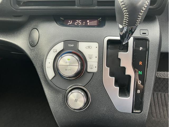 シエンタ ハイブリッドＧクエロ　社外ナビ＆バックカメラ＆クルーズコントロール＆衝突被害軽減ブレーキ＆Ｂｌｕｅｔｏｏｔｈ対応＆両側ＰＷスライドドア＆ＥＴＣ　地デジＴＶ　盗難防止　横滑り防止　ＬＥＤライト　クルコン　スマートキー　ＤＶＤ（18枚目）