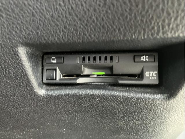 シエンタ ハイブリッドＧクエロ　社外ナビ＆バックカメラ＆クルーズコントロール＆衝突被害軽減ブレーキ＆Ｂｌｕｅｔｏｏｔｈ対応＆両側ＰＷスライドドア＆ＥＴＣ　地デジＴＶ　盗難防止　横滑り防止　ＬＥＤライト　クルコン　スマートキー　ＤＶＤ（22枚目）