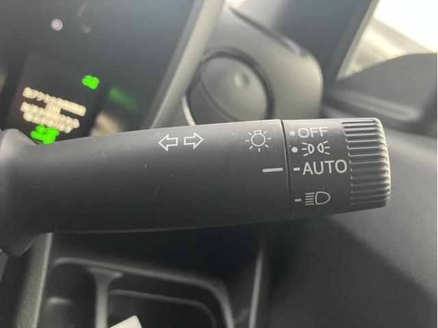 オートライト☆自動ＯＮ／ＯＦＦで夜間やトンネル走行も安心です☆