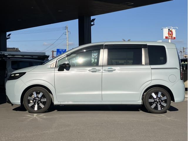 フリード ｅ：ＨＥＶエアーＥＸ　純正コネクトナビ（ＬＸＭ－２４７ＶＦＬｉ）＆フルセグＴＶ＆バックモニター＆純正ドラレコ（３カメラ）＆ＥＴＣ＆純正ＡＷ＆ＬＥＤヘッドライト＆シートヒーター（前席）　衝突軽減システム　横滑り防止装置（6枚目）