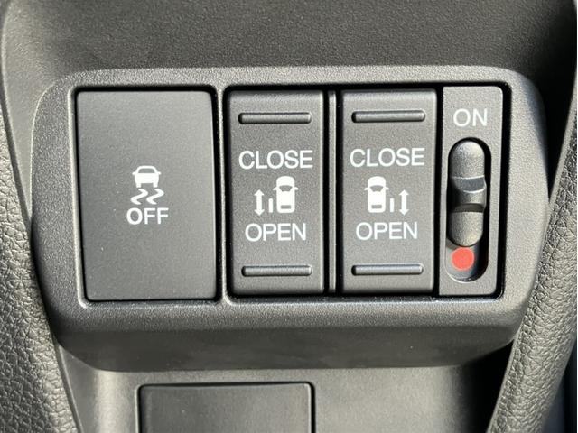 フリード ｅ：ＨＥＶエアーＥＸ　純正コネクトナビ（ＬＸＭ－２４７ＶＦＬｉ）＆フルセグＴＶ＆バックモニター＆純正ドラレコ（３カメラ）＆ＥＴＣ＆純正ＡＷ＆ＬＥＤヘッドライト＆シートヒーター（前席）　衝突軽減システム　横滑り防止装置（24枚目）