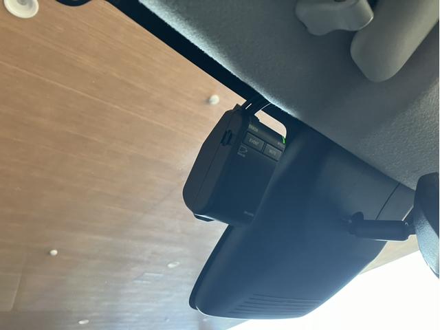 フリード ｅ：ＨＥＶエアーＥＸ　純正コネクトナビ（ＬＸＭ－２４７ＶＦＬｉ）＆フルセグＴＶ＆バックモニター＆純正ドラレコ（３カメラ）＆ＥＴＣ＆純正ＡＷ＆ＬＥＤヘッドライト＆シートヒーター（前席）　衝突軽減システム　横滑り防止装置（26枚目）