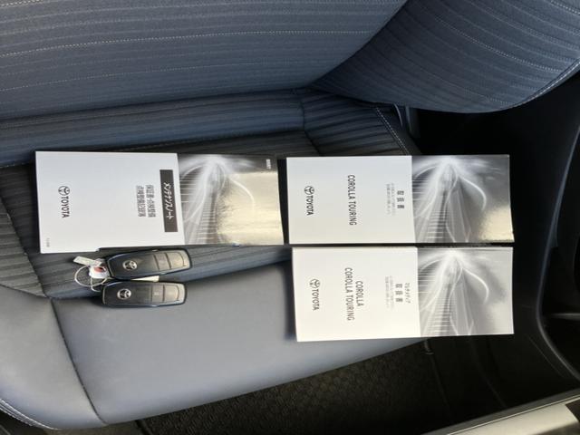 カローラツーリング ハイブリッドダブルバイビー 純正ナビ&フルセグ&Bluetooth&バックモニター&ETC&シートヒーター パーキングセンサー USB フルセグTV アイドリングストップ LEDライト クルコン 横滑り防止 盗難防止装置 ABS(26枚目)
