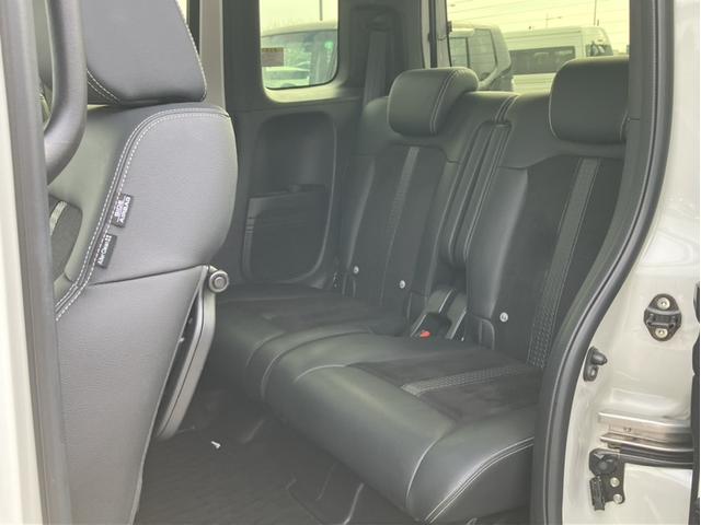 N-BOXカスタム Lターボスタイル+ブラック 純正8インチナビ&フルセグTV&DVD再生&Bluetooth&Bカメラ&前後ドラレコ&ETC ベンチS ターボエンジン コーナーセンサ スマ-トキ- エアバック 横滑り防止機能 ナビ&TV Dレコ(13枚目)