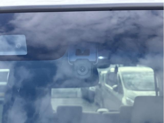 N-BOXカスタム Lターボスタイル+ブラック 純正8インチナビ&フルセグTV&DVD再生&Bluetooth&Bカメラ&前後ドラレコ&ETC ベンチS ターボエンジン コーナーセンサ スマ-トキ- エアバック 横滑り防止機能 ナビ&TV Dレコ(27枚目)