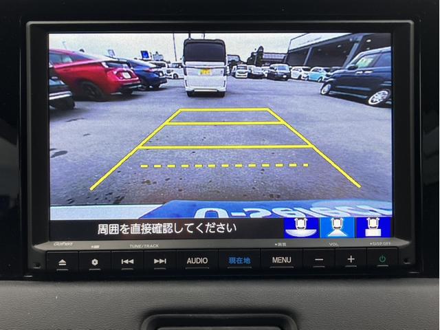 ヴェゼル ｅ：ＨＥＶＺ　純正ナビ＆フルセグＴＶ＆ＤＶＤ再生＆Ｂｌｕｅｔｏｏｔｈ＆Ｂカメラ＆前後ドラレコ＆ＥＴＣ　衝突回避支援ブレーキ機能　スマキ　Ｐトランク　フルオートエアコン　Ｄレコ　エアバッグ　両席エアバック　Ｒカメ（17枚目）
