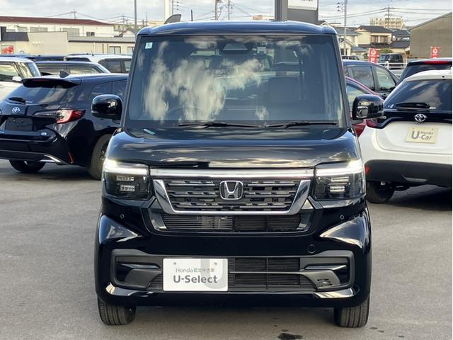 Ｎ－ＢＯＸカスタム ターボ　ＬＸＵ２４２ＮＢＩナビ＆ドラレコ３カメ＆フルセグ＆ＤＶＤ再生＆Ｂｌｕｅｔｏｏｔｈ＆バックモニター＆ＥＴＣ　イモビライザー　衝突被害軽減　ベンチシート　キーフリー　Ｐセンサー　ＥＳＣ　パワステ　ターボ車（4枚目）