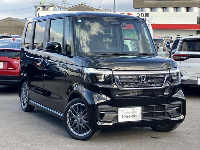 Ｎ－ＢＯＸカスタム ターボ　ＬＸＵ２４２ＮＢＩナビ＆ドラレコ３カメ＆フルセグ＆ＤＶＤ再生＆Ｂｌｕｅｔｏｏｔｈ＆バックモニター＆ＥＴＣ　イモビライザー　衝突被害軽減　ベンチシート　キーフリー　Ｐセンサー　ＥＳＣ　パワステ　ターボ車（5枚目）