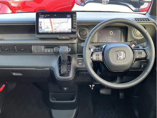 Ｎ－ＢＯＸカスタム ターボ　ＬＸＵ２４２ＮＢＩナビ＆ドラレコ３カメ＆フルセグ＆ＤＶＤ再生＆Ｂｌｕｅｔｏｏｔｈ＆バックモニター＆ＥＴＣ　イモビライザー　衝突被害軽減　ベンチシート　キーフリー　Ｐセンサー　ＥＳＣ　パワステ　ターボ車（9枚目）