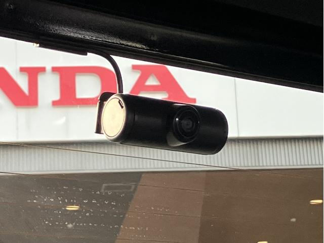 Ｎ－ＢＯＸカスタム ターボ　ＬＸＵ２４２ＮＢＩナビ＆ドラレコ３カメ＆フルセグ＆ＤＶＤ再生＆Ｂｌｕｅｔｏｏｔｈ＆バックモニター＆ＥＴＣ　イモビライザー　衝突被害軽減　ベンチシート　キーフリー　Ｐセンサー　ＥＳＣ　パワステ　ターボ車（32枚目）