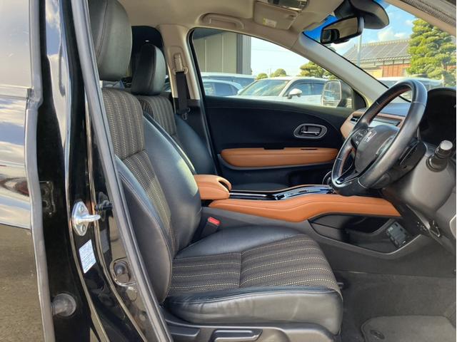 ヴェゼル ハイブリッドＺ　ＶＸＭ１７４ＶＦＸＩナビ＆フルセグ＆ＤＶＤ再生＆Ｂｌｕｅｔｏｏｔｈ＆バックモニター＆ＥＴＣ　Ｒカメ　スマキー　ＬＥＤランプ　ＥＴＣ付　ＵＳＢ　シ－トヒ－タ－　サイドカーテンエアバック　ＶＳＡ　キーフリ（10枚目）