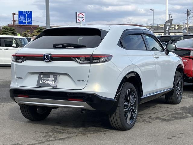 ヴェゼル ｅ：ＨＥＶＺ　コネクトナビ＆フルセグ＆Ａｐｐｌｃａｒｐｌａｙ＆ドラレコ前後＆シートヒーター　衝突回避支援ブレーキ機能　スマキ　Ｐトランク　フルオートエアコン　Ｄレコ　エアバッグ　両席エアバック　Ｒカメ　ＬＥＤランプ（7枚目）