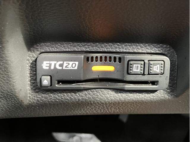 ヴェゼル ｅ：ＨＥＶＺ　コネクトナビ＆フルセグ＆Ａｐｐｌｃａｒｐｌａｙ＆ドラレコ前後＆シートヒーター　衝突回避支援ブレーキ機能　スマキ　Ｐトランク　フルオートエアコン　Ｄレコ　エアバッグ　両席エアバック　Ｒカメ　ＬＥＤランプ（26枚目）