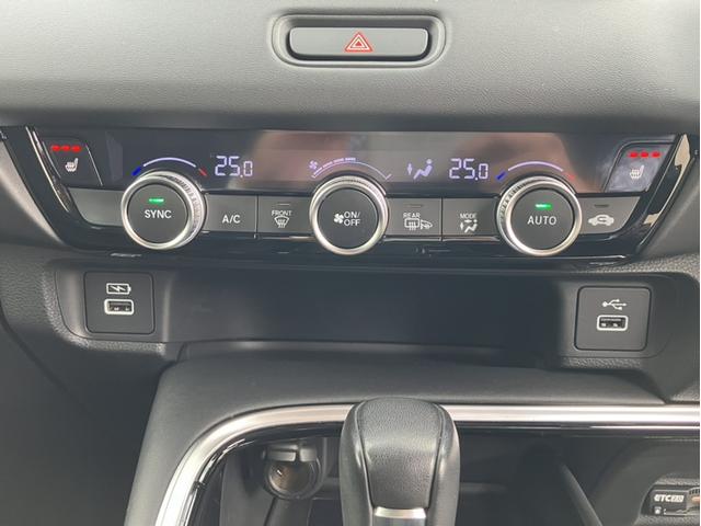 ヴェゼル ｅ：ＨＥＶＺ　コネクトナビ＆バックカメラ＆純正前後ドライブレコーダー＆障害物センサー＆ブラインドスポットモニター＆Ｂｌｕｅｔｏｏｔｈ対応＆シートヒーター＆ＥＴＣ２．０　衝突回避支援ブレーキ機能　１オナ　スマキ（22枚目）