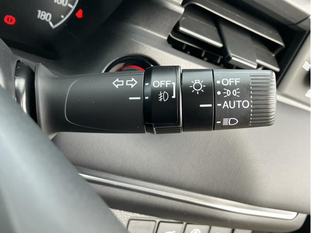 ヴェゼル ｅ：ＨＥＶＺ　コネクトナビ＆バックカメラ＆純正前後ドライブレコーダー＆障害物センサー＆ブラインドスポットモニター＆Ｂｌｕｅｔｏｏｔｈ対応＆シートヒーター＆ＥＴＣ２．０　衝突回避支援ブレーキ機能　１オナ　スマキ（25枚目）