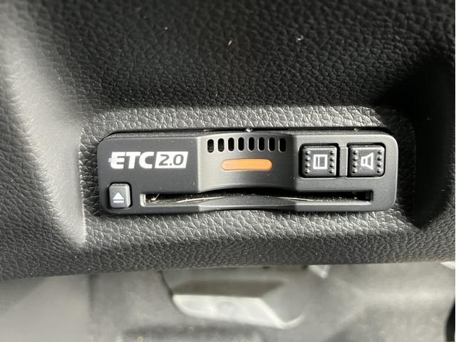 ヴェゼル ｅ：ＨＥＶＺ　コネクトナビ＆バックカメラ＆純正前後ドライブレコーダー＆障害物センサー＆ブラインドスポットモニター＆Ｂｌｕｅｔｏｏｔｈ対応＆シートヒーター＆ＥＴＣ２．０　衝突回避支援ブレーキ機能　１オナ　スマキ（27枚目）