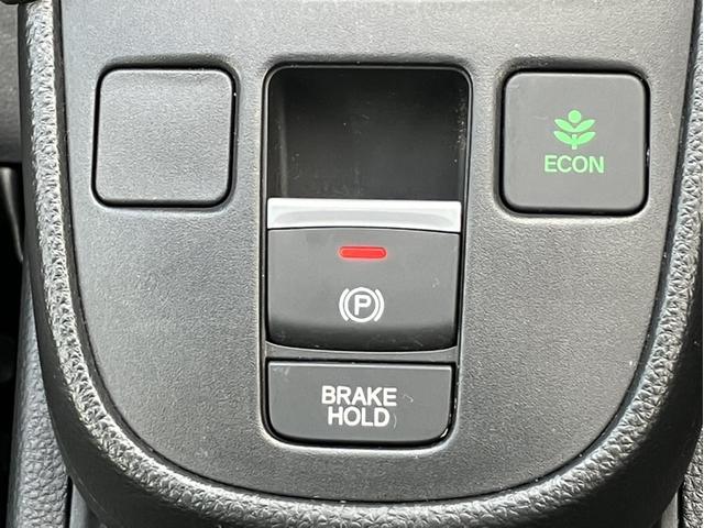 フィット e:HEVクロスター コネクトナビ&ドラレコ前後&Applcarplay&ETC&バックモニター 衝突回避システム フルオートエアコン 前後センサー LEDランプ エアバッグ サイドエアバック 地デジ VSA バックカメラ(27枚目)