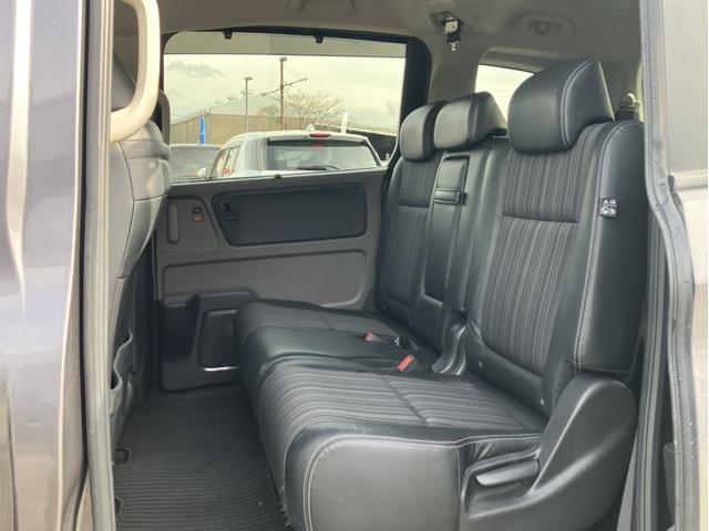 フリードハイブリッド ハイブリッド・Gホンダセンシング VXM175VFNIナビ&フルセグ&DVD再生&Applcarplay&Bluetooth&バックモニター&ETC&7人乗り 軽減ブレーキ キーフリーシステム DVD再生可能 ECON 後カメラ(13枚目)