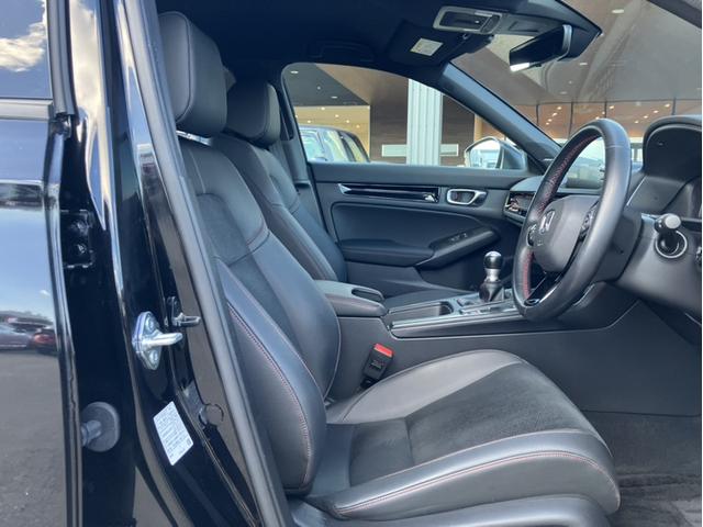 シビック RS 純正ナビ&フルセグTV&Bluetooth&Bカメラ&ETC&OPリヤスポイラー LEDヘッド 衝突被害軽減ブレーキ シートヒーター ワンオーナー パワ-シ-ト スマートキー クルーズコントロール(10枚目)