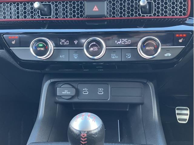 シビック RS 純正ナビ&フルセグTV&Bluetooth&Bカメラ&ETC&OPリヤスポイラー LEDヘッド 衝突被害軽減ブレーキ シートヒーター ワンオーナー パワ-シ-ト スマートキー クルーズコントロール(20枚目)